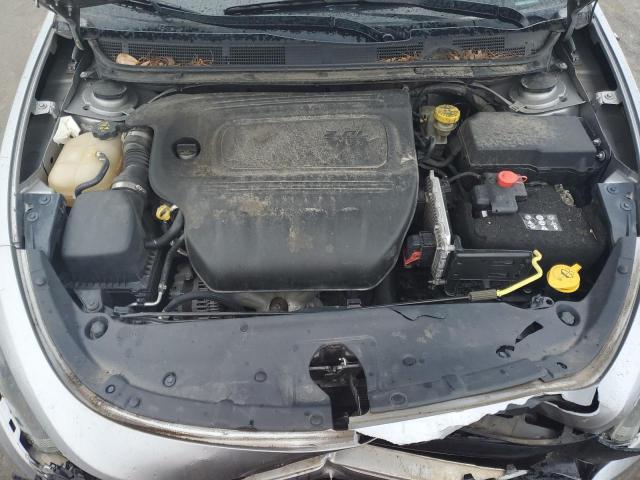 1C3CDFAA2GD738675 Dodge DART SE