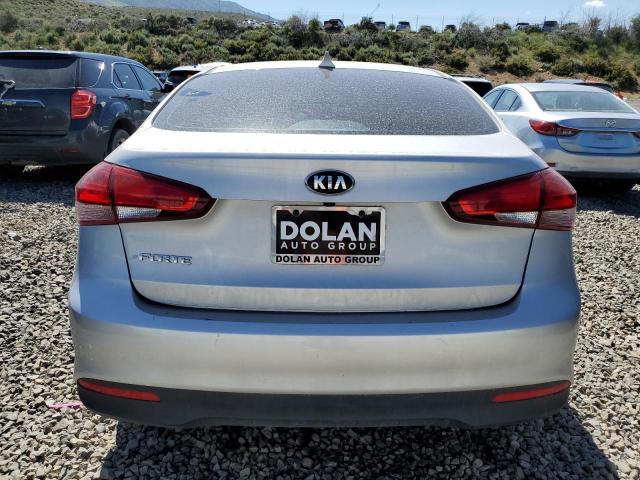 3KPFK4A71JE272640 KIA FORTE LX