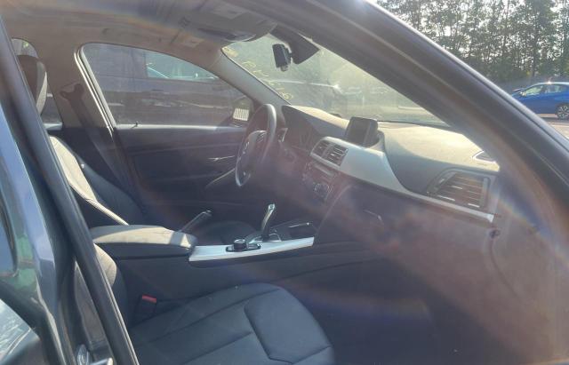 WBA8E5G35HNU44813 BMW 320 XI