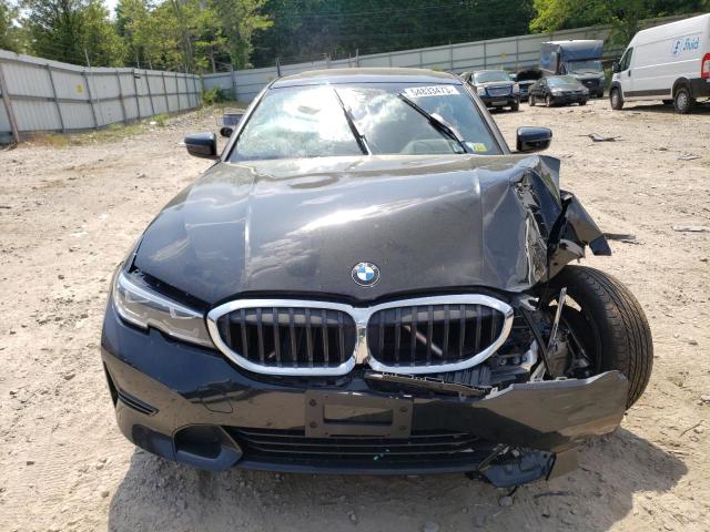 3MW5R7J05L8B32228 BMW 330XI