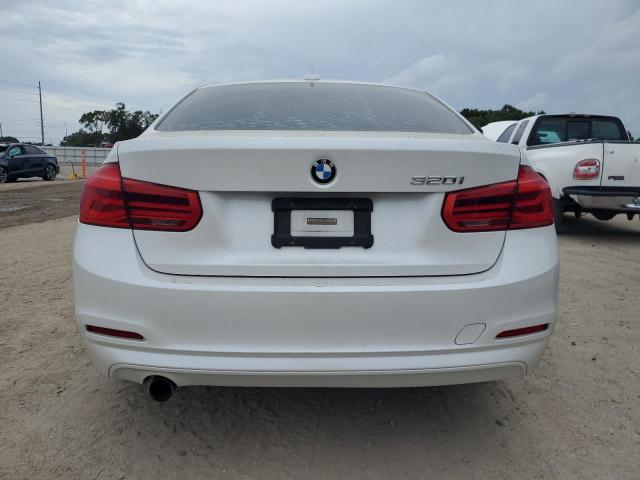 WBA8E1G52HNU15361 BMW 320 I