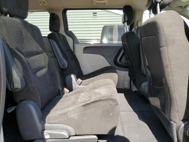 2C4RDGBG9FR682096 Dodge Grand Caravan Se