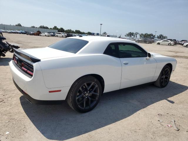 2C3CDZAGXNH151503 Dodge Challenger Sxt