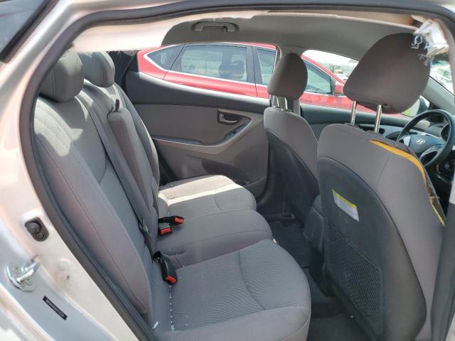 5NPDH4AE0GH776220 Hyundai ELANTRA SE