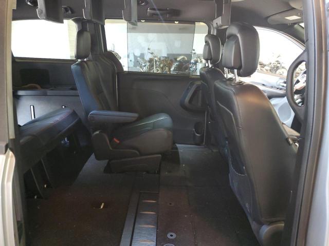 2C4RDGEG8JR339980 Dodge Grand Caravan Gt