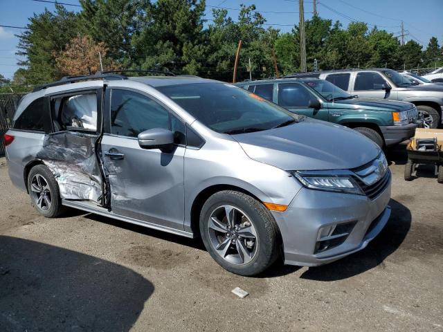 5FNRL6H83JB033122 Honda Odyssey Touring