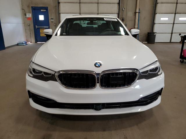 WBAJE7C54JWC57215 BMW 540 XI