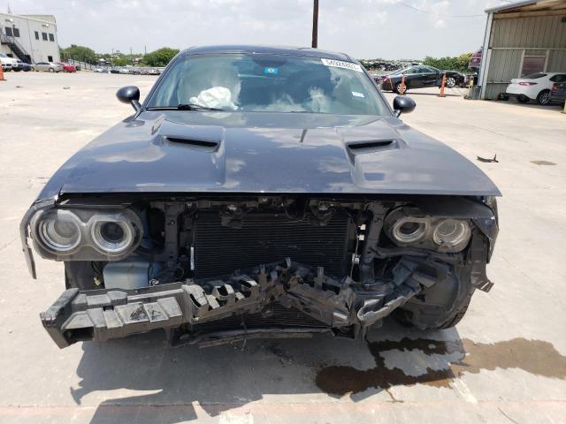2C3CDZAG0JH258831 Dodge Challenger Sxt
