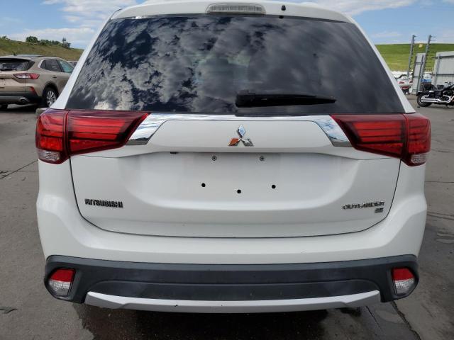 JA4AZ3A38JZ040984 Mitsubishi Outlander Se