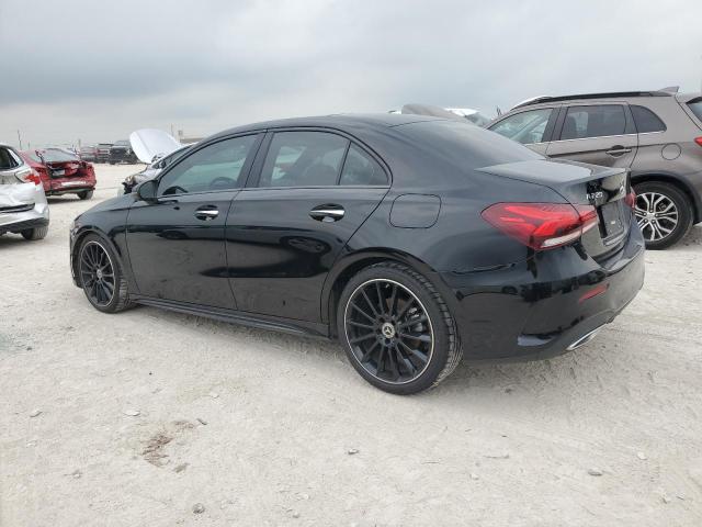W1K3G4EB8NJ364023 Mercedes-Benz A 220
