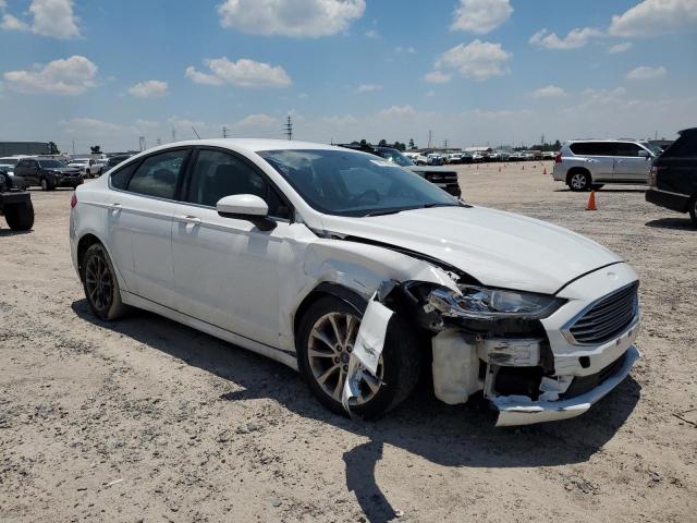 3FA6P0H78HR260378 Ford FUSION SE