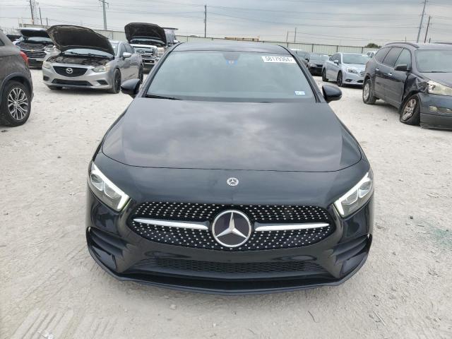 W1K3G4EB8NJ364023 Mercedes-Benz A 220