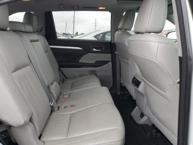 5TDJZRFH3JS556491 Toyota Highlander Se