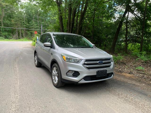 1FMCU9GD2HUC17094 Ford ESCAPE SE