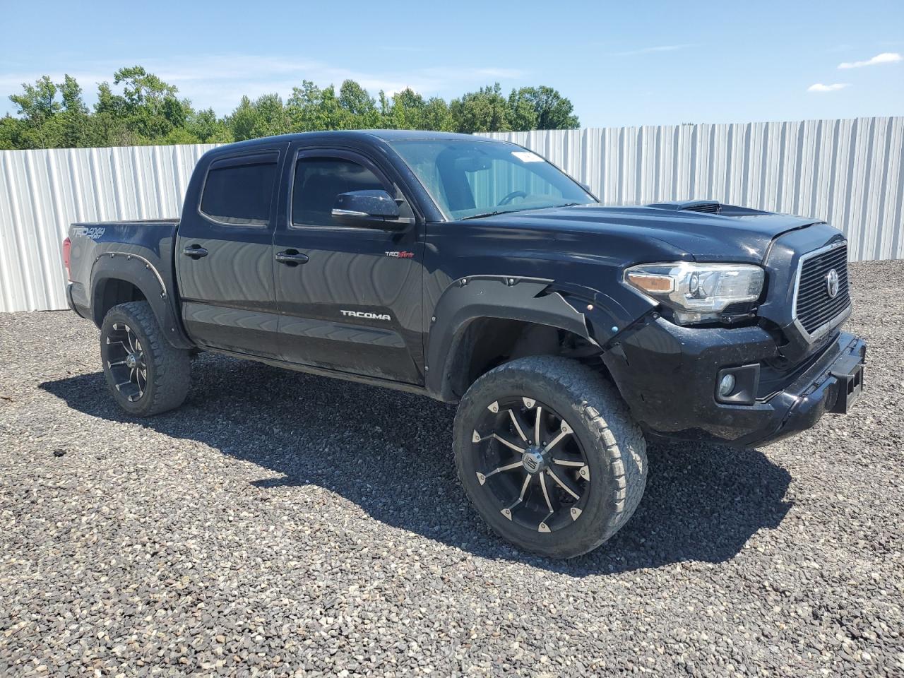 5TFCZ5AN8GX028317 Toyota TACOMA DOU