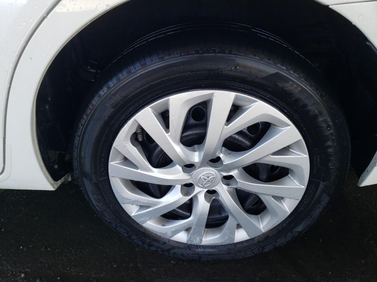 5YFBURHE7KP870743 Toyota COROLLA L