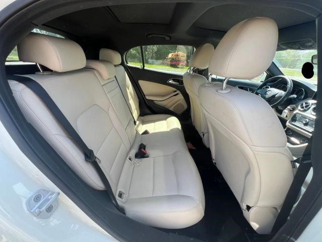 WDCTG4GB4JJ463675 Mercedes-Benz Gla 250 4matic