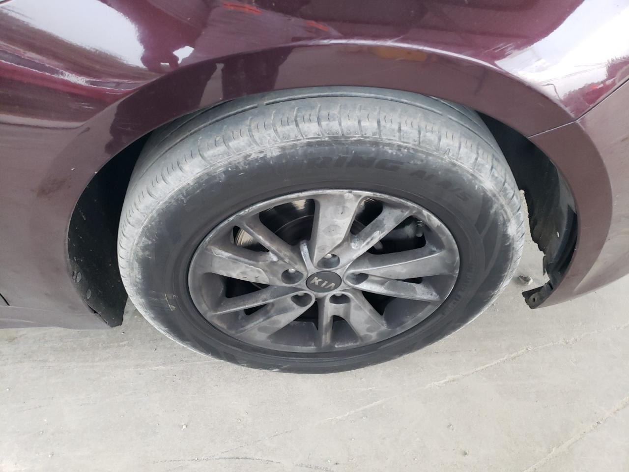 5XXGT4L30GG028537 KIA Optima Lx