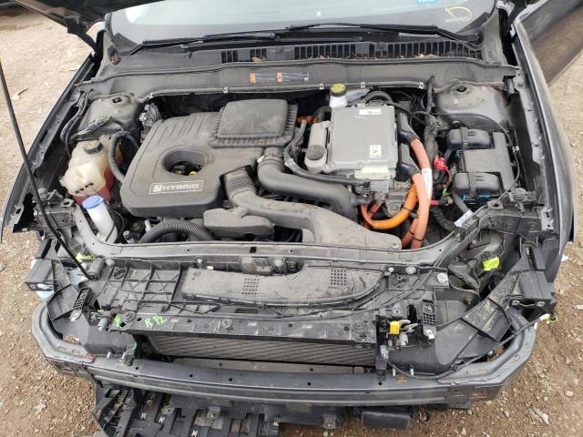 3FA6P0LU9KR105214 Ford FUSION SE