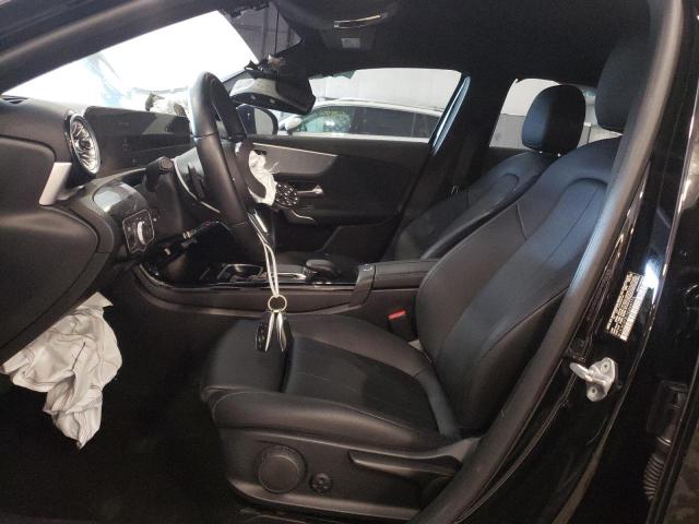 W1K3G4FB1NJ369773 Mercedes-Benz A 220 4mat