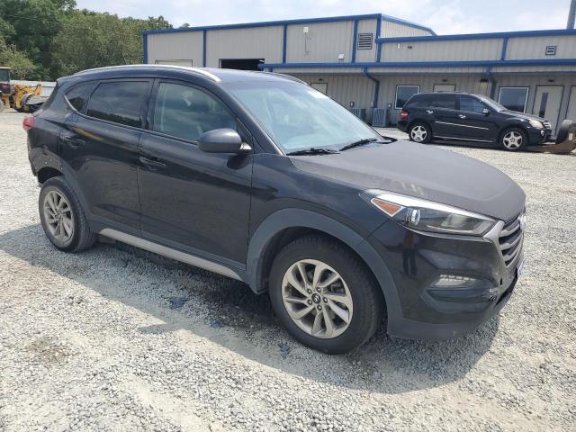 KM8J3CA45HU586015 Hyundai Tucson Limited
