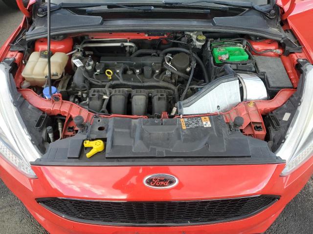 1FADP3K2XGL213887 Ford FOCUS SE