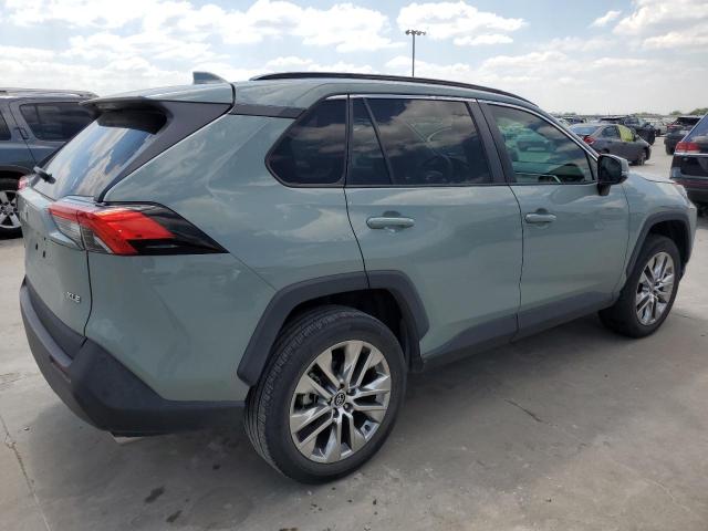 2T3C1RFVXMW123954 Toyota RAV4 XLE P