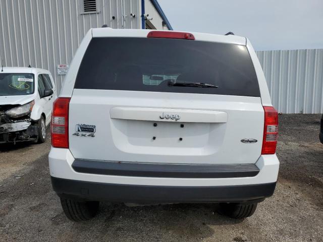 1C4NJRFB0FD114081 Jeep Patriot Latitude