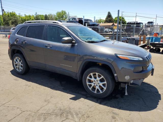 1C4PJMCS0GW301049 Jeep Cherokee Latitude