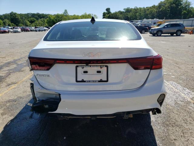 3KPF24AD9PE532667 KIA FORTE LX