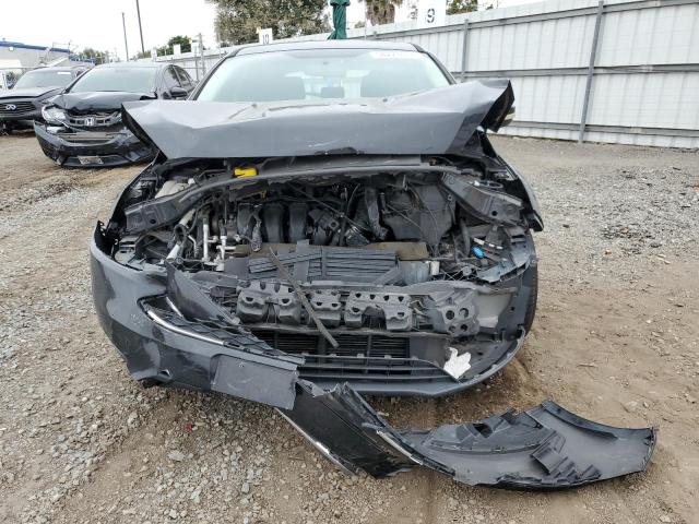 1FADP3K21GL280376 Ford FOCUS SE