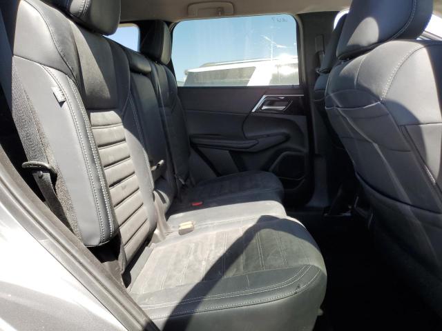 JA4J4VA82RZ036656 Mitsubishi Outlander