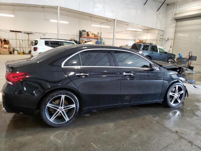W1K3G4FB1NJ369773 Mercedes-Benz A 220 4mat