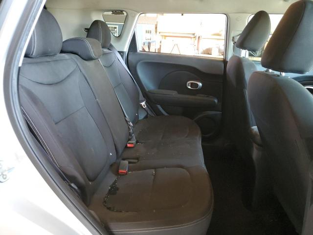 KNDJN2A27G7840523 KIA Soul