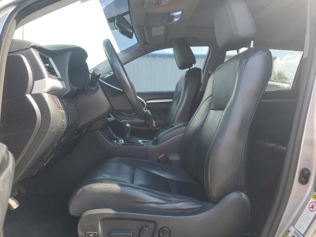 5TDKKRFH9FS040359 Toyota Highlander Xle