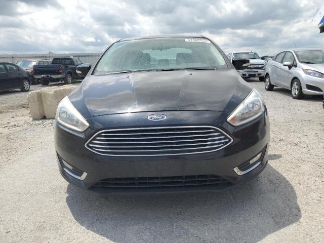 1FADP3J29HL272898 Ford Focus Titanium