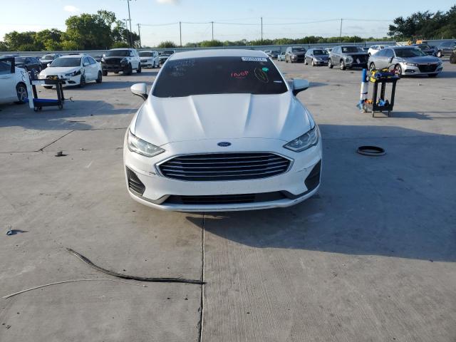 3FA6P0HD0KR144413 Ford FUSION SE