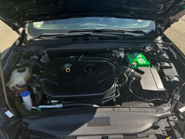 3FA6P0D92JR155882 Ford FUSION TIT