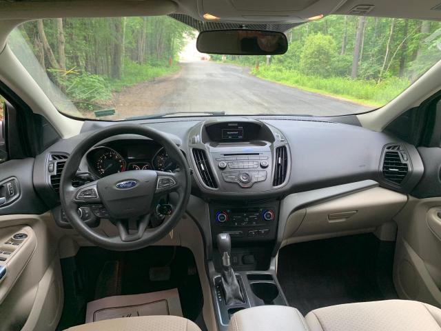 1FMCU9GD2HUC17094 Ford ESCAPE SE