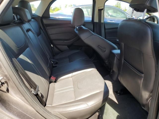 1FADP3K22EL325421 Ford FOCUS SE