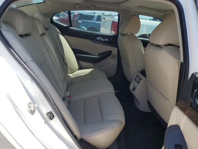 1N4AA6AP5JC388655 Nissan MAXIMA 3.5