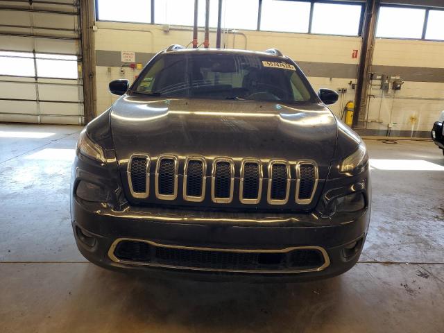 1C4PJMCSXHW529710 Jeep Cherokee Latitude