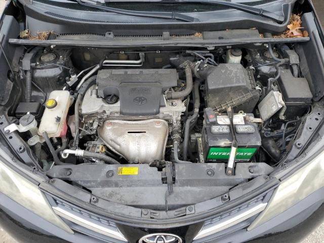 2T3BFREV7FW293982 Toyota RAV4 LE