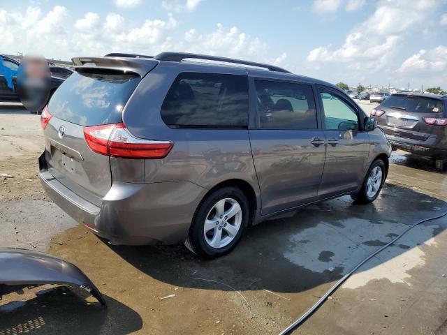 5TDKZ3DC2HS782878 Toyota SIENNA LE
