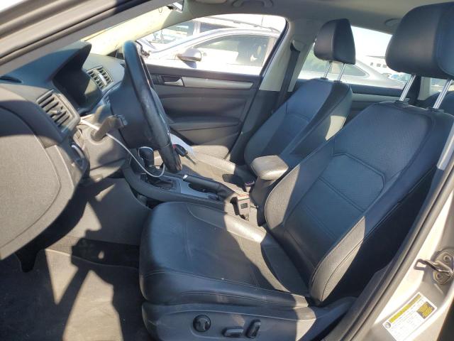 1VWBN7A37EC077544 Volkswagen PASSAT SE