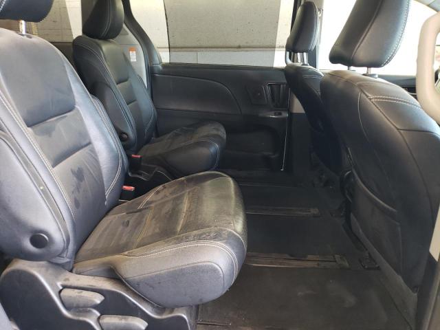 5TDEZ3DC5KS227847 Toyota SIENNA SE