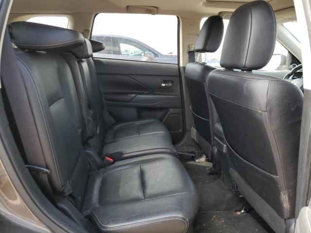 JA4AZ3A37HZ040100 Mitsubishi Outlander Se