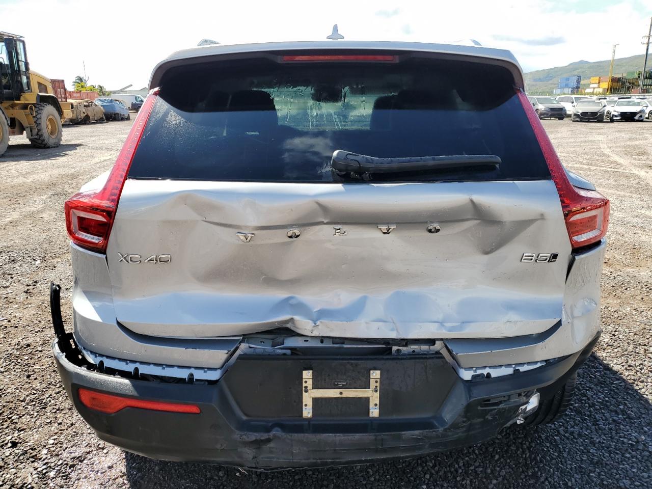 YV4L12UK8R2288432 Volvo XC40 CORE