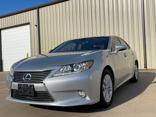 JTHBW1GG8E2040823 Lexus ES 300H