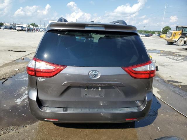 5TDKZ3DC2HS782878 Toyota SIENNA LE